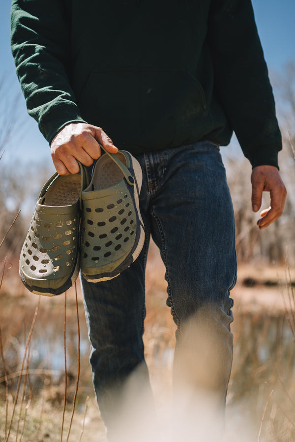 Trekking Clog Adults - Dusty Olive/Charcoal – Joybees Footwear Canada